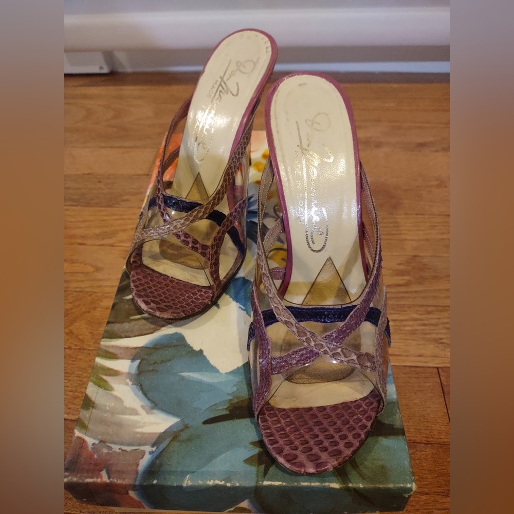 Don Manuel Brown Crocodile Print Heels - 6